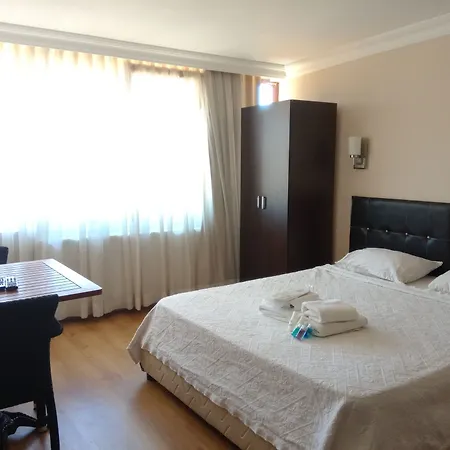 Selanikli Hotel 3*